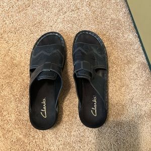 Clarks blue-chive sandal size 9